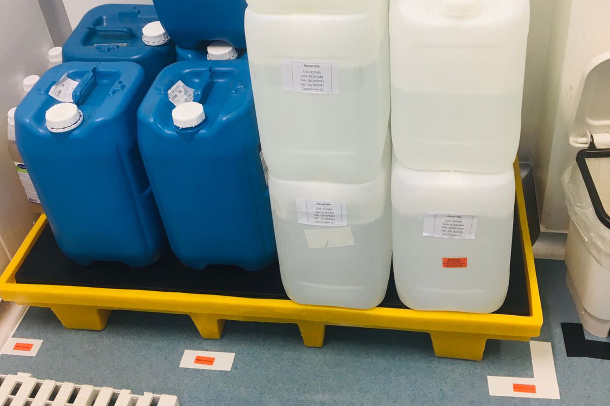 Como armazenar químicos na produção farmacêutica