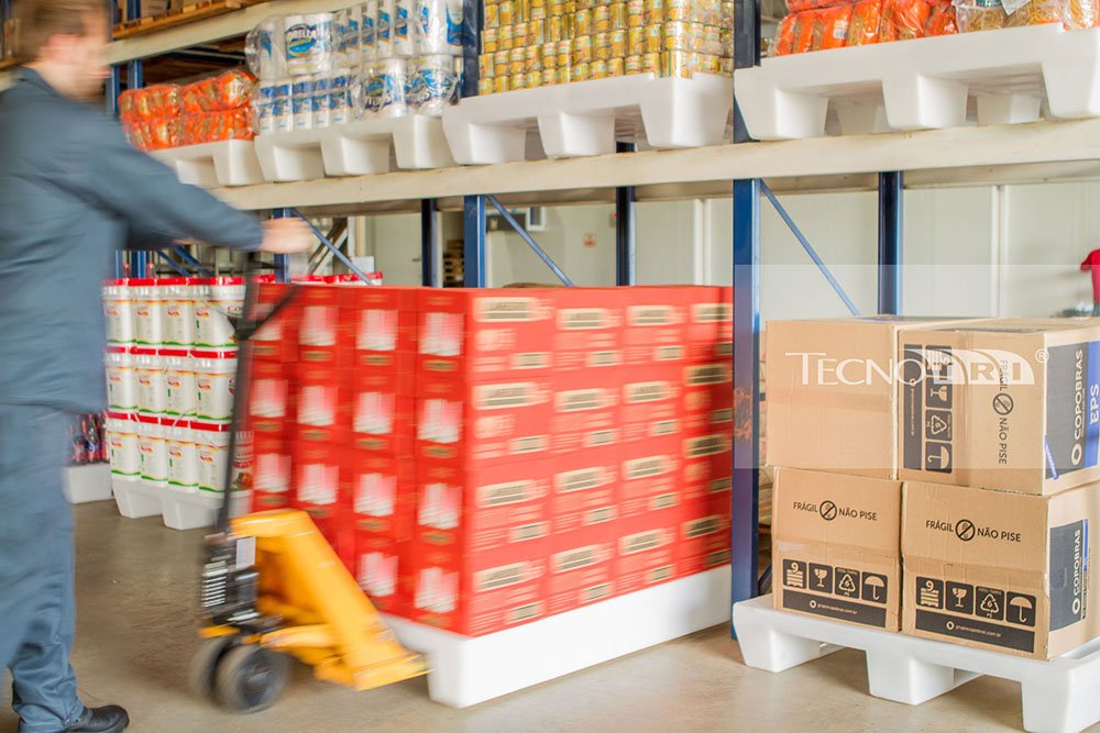 Indústria e Varejo: Por Que o Pallet Plástico é Mais Vantajoso