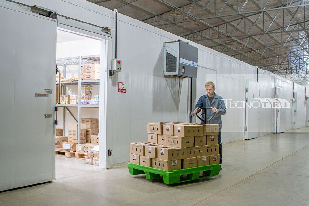 Palllet Plástico Mais Segurança na Industria de Alimentos.