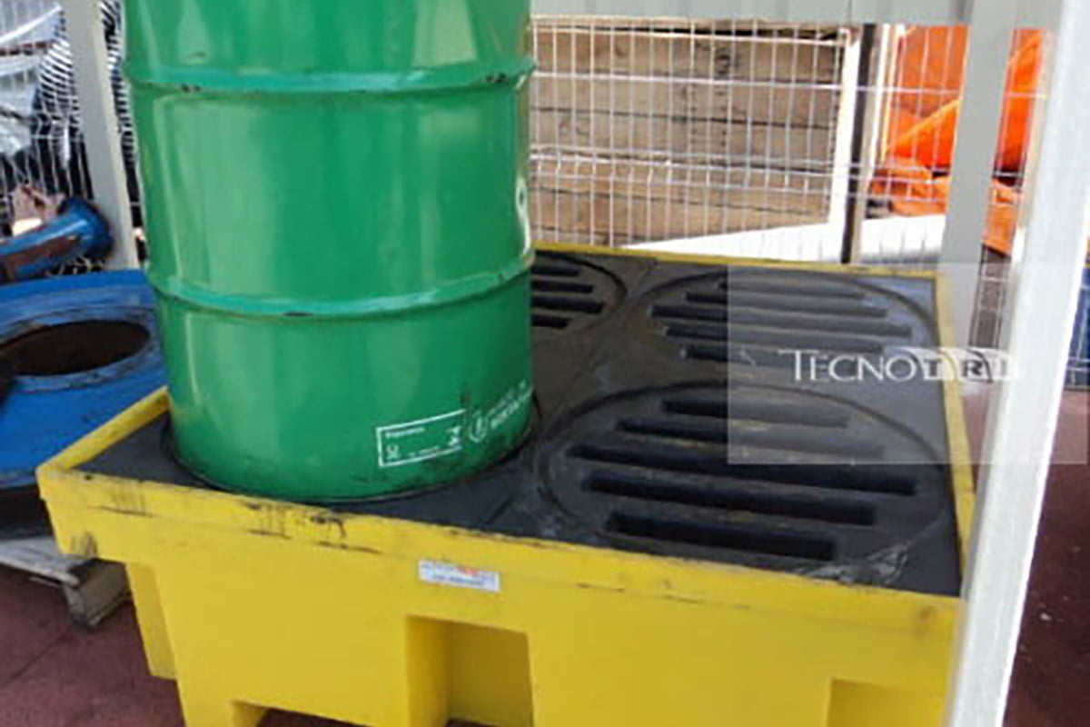 Plataforma de contención. Prevención de derrame de químico en la galvanización