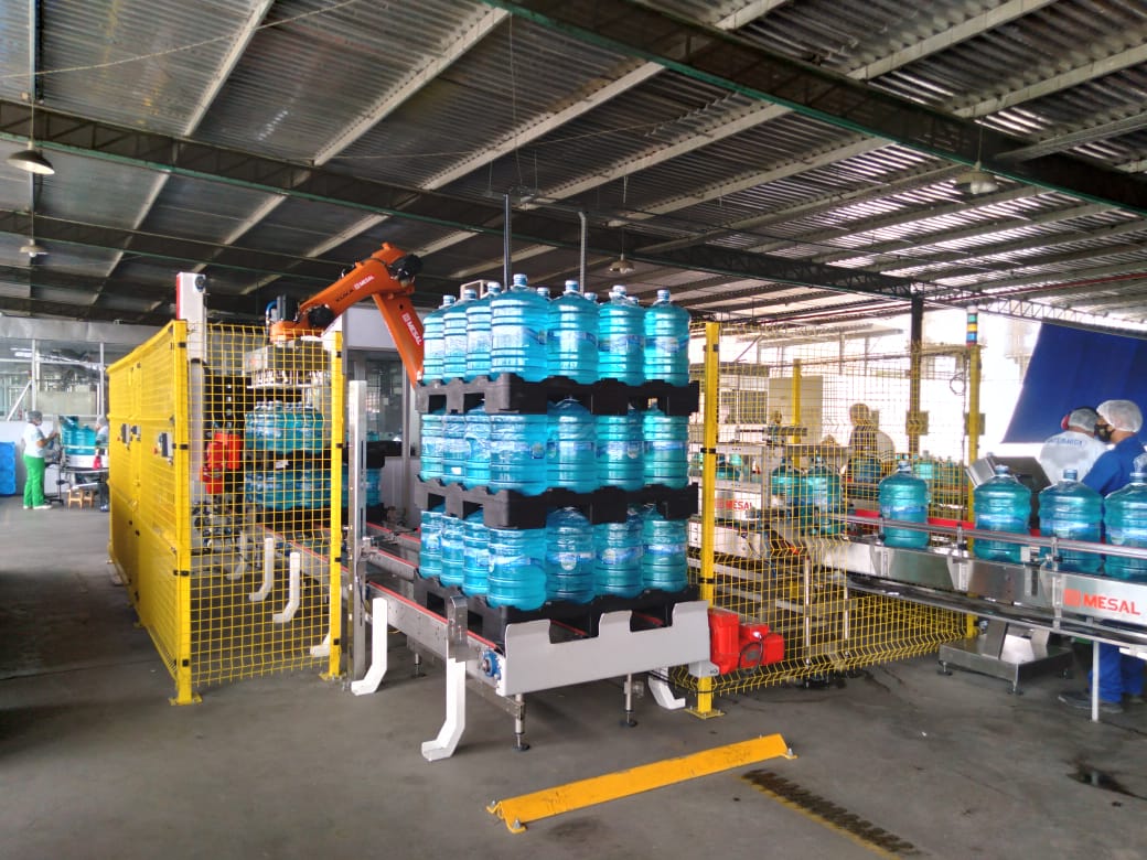 Importância do uso de pallets para automação de garrafões nas empresas