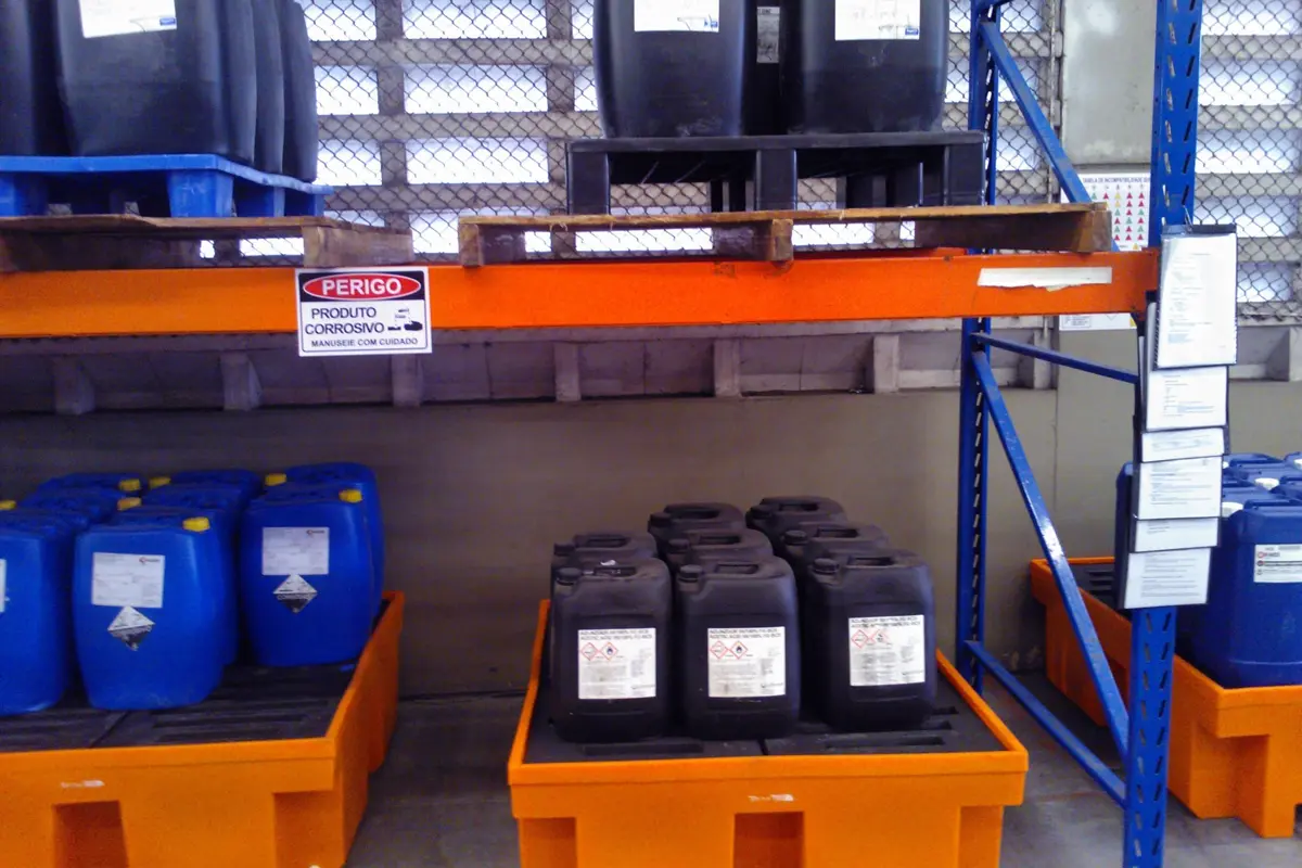 NR 20: como se adequar com os Pallets de Contenção Tecnotri